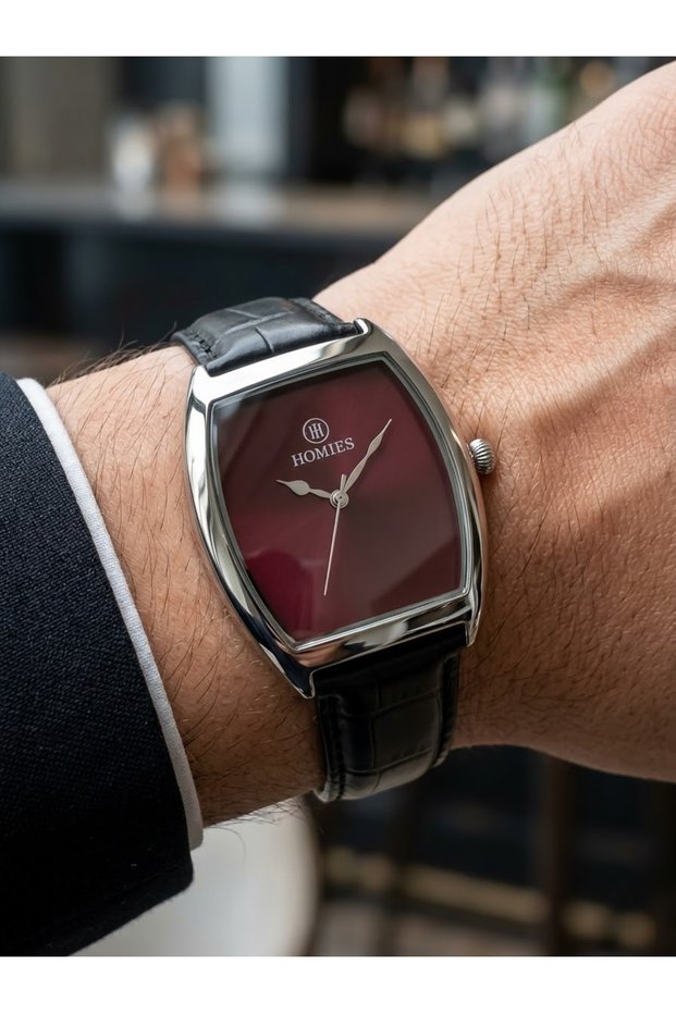 Bordo Dial Leather Strap Men's Wristwatch