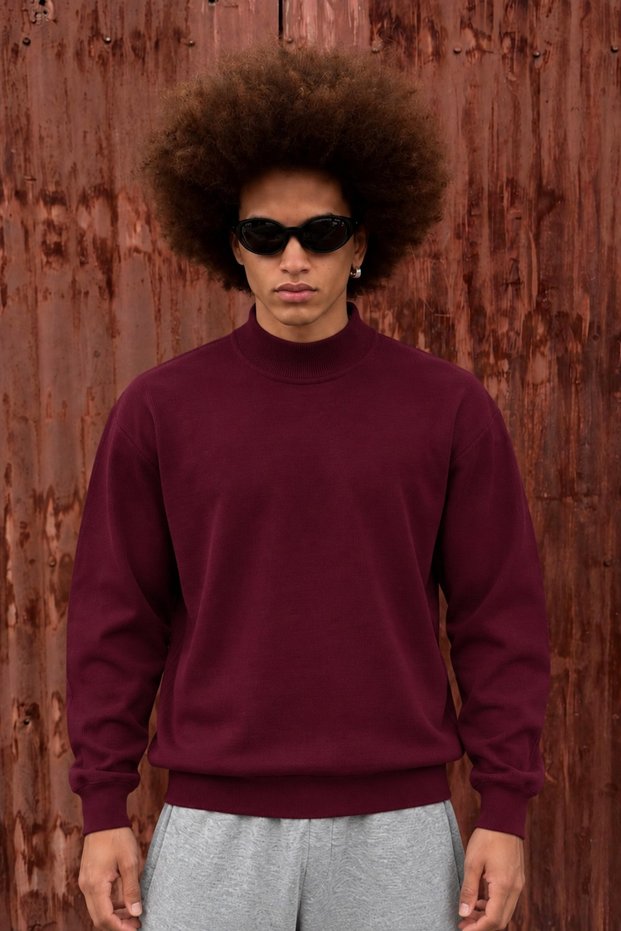 Men's Half Turtleneck Loose Cut Long Sleeve Burgundy Sweater