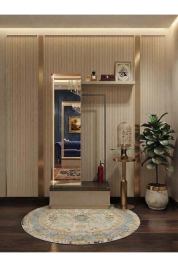 مرآة 2028