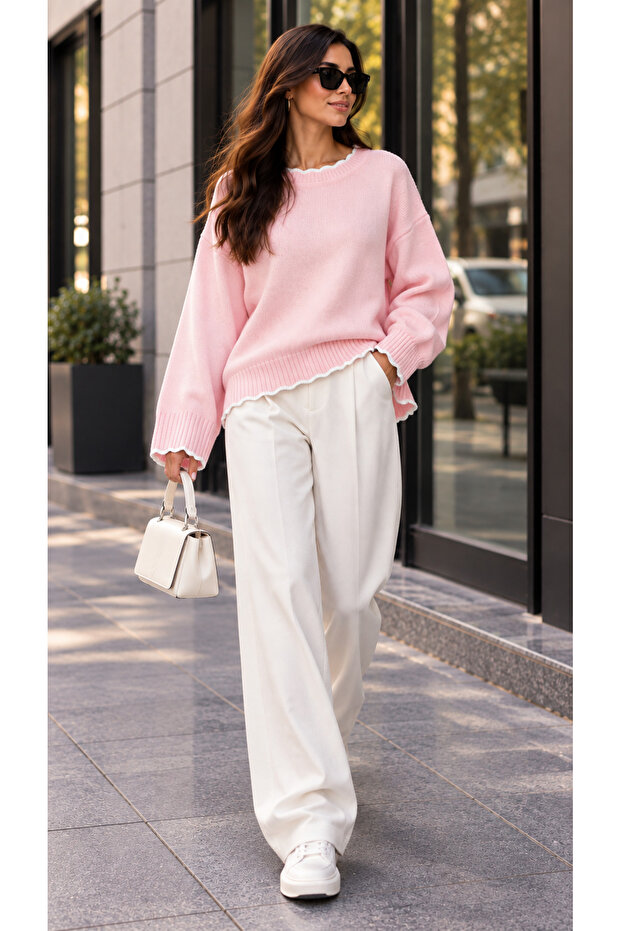 Women's Circular Neck Wave Pattern Sweater