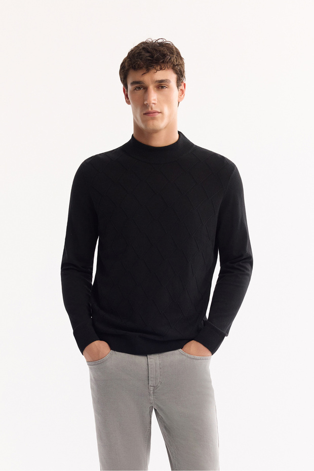 Men's Black Crew Neck Soft Touch Textured Knitwear Regular Fit Sweater A52Y5028