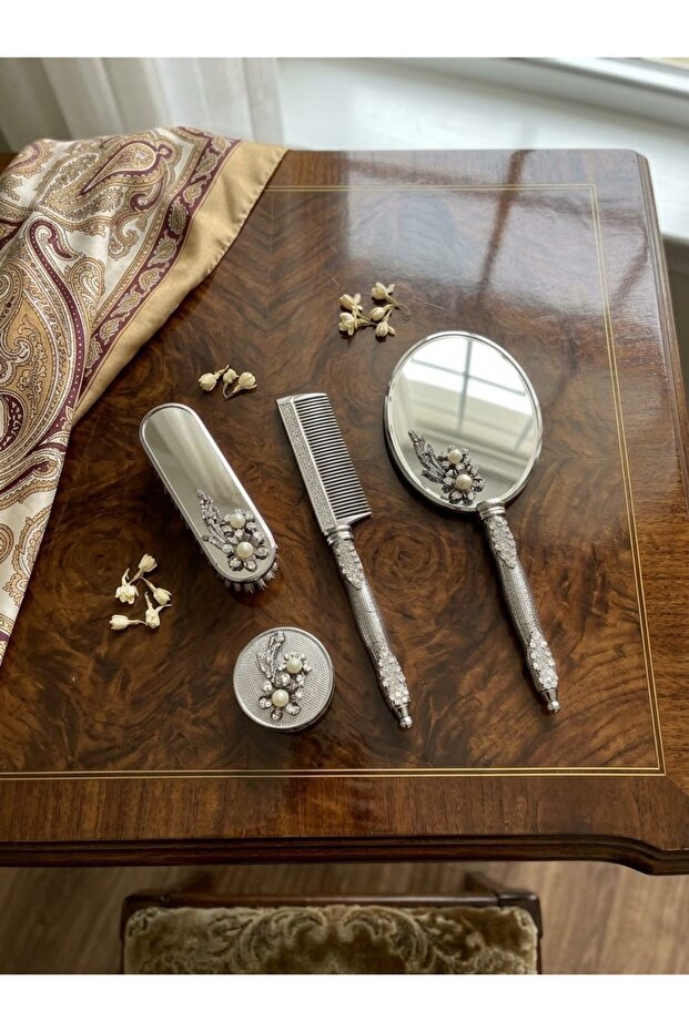 Luxury Mirror Comb Set Shiny Silver (with Pearls)