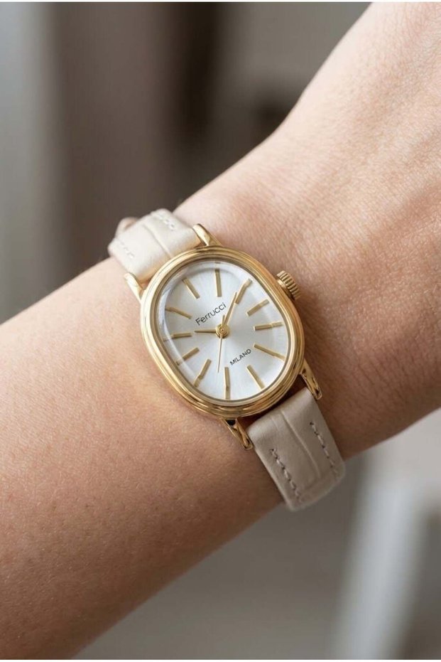 Minimal Elegant Women's Wristwatch | 20 mm Steel Case, Cream Leather Strap