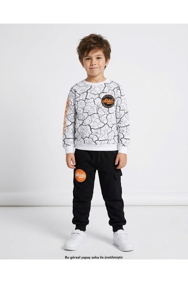 Boy's Winter 3 Thread Non-Padded Printed Top and Bottom Tracksuit Set for Ages 6-7-8-9-10