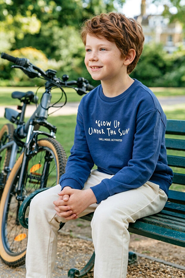 Glow up Printed Crew Neck Boys' Sweatshirt