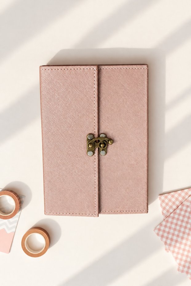 Faux Leather Textured Notebook with Lock - 14X20 Cm, Plain Pages