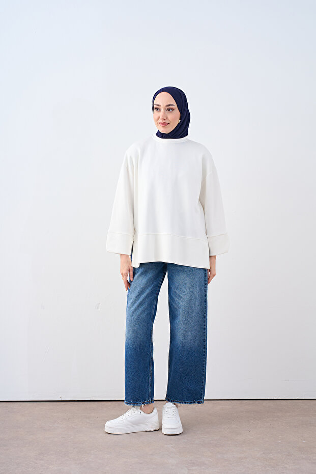 Women's Crew Neck Sweatshirt with Grass Detail White