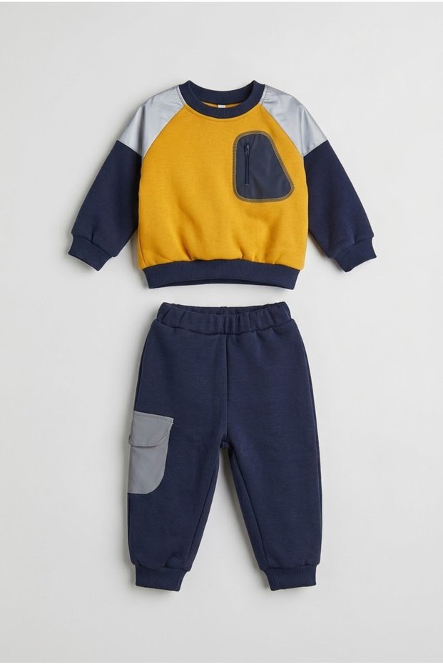 Crew Neck Pocketed Baby Boy Set with Reflective Detail, 2-Piece Set