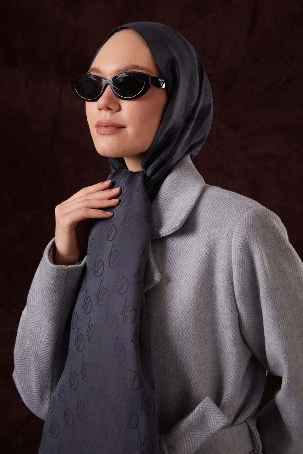 Lvd Printed Naia Jacquard Shawl Anthracite