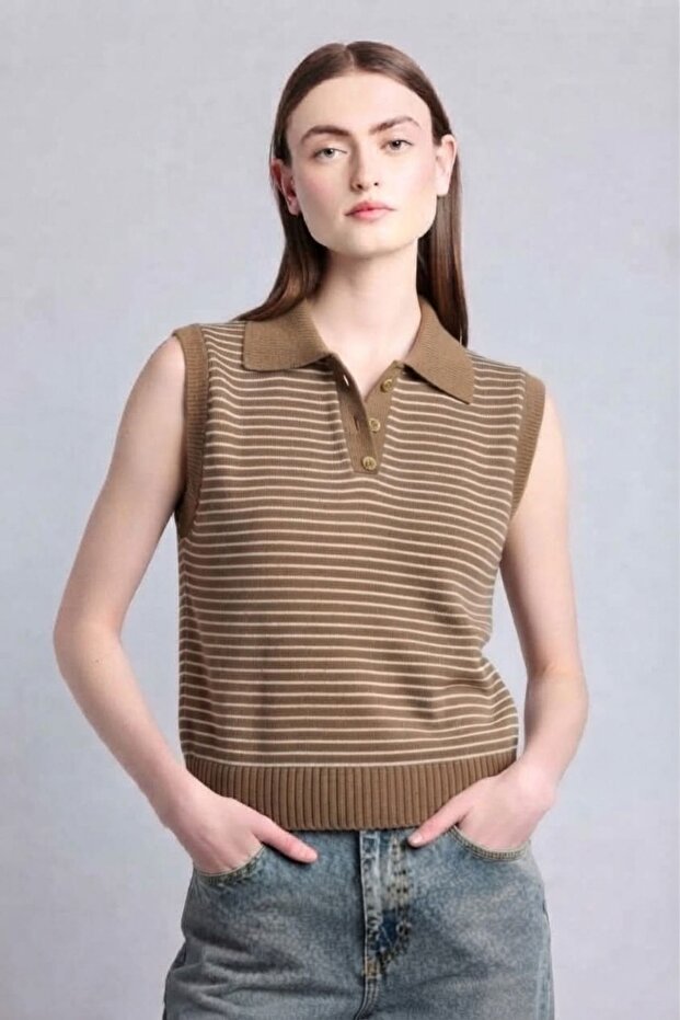 Women's Striped V-Neck Buttoned Relaxed Fit Knitwear Sweater