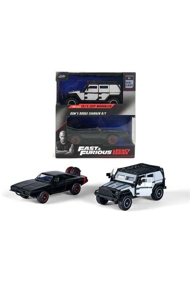 Jada Toys Fast & Furious Twin Pack 1:32 Die-Cast Model Cars, Dom's 1970 Dodge Charger R/T & Tej's J