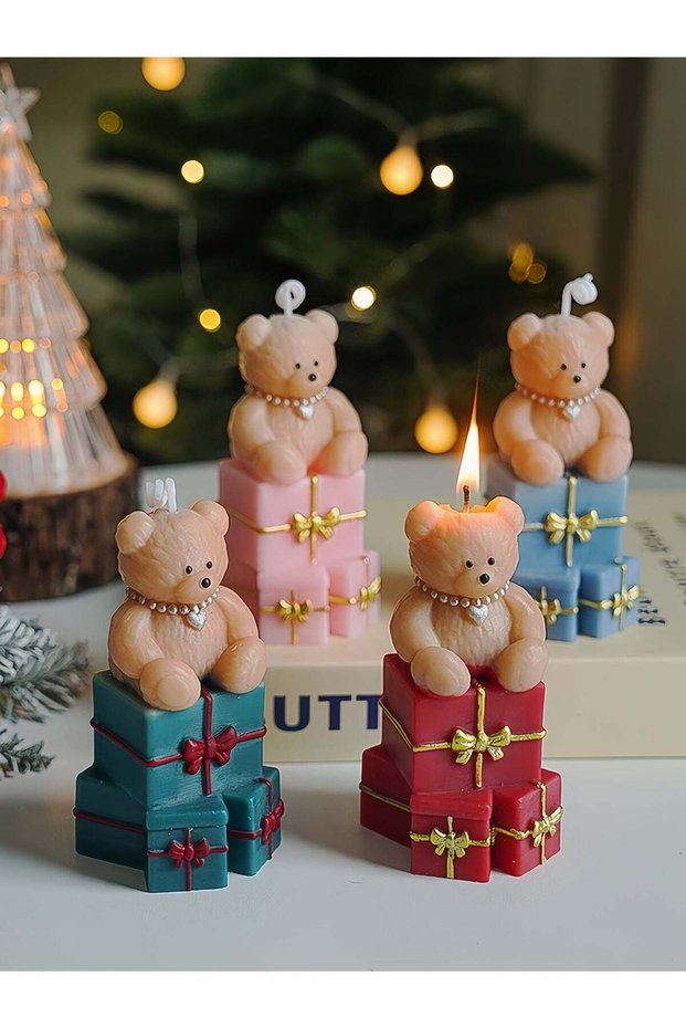 Handmade Cute Bear Scented Candles Set of 4 - Velvet Rose, Sage & Sea Salt, White Peach Oolong, Blu