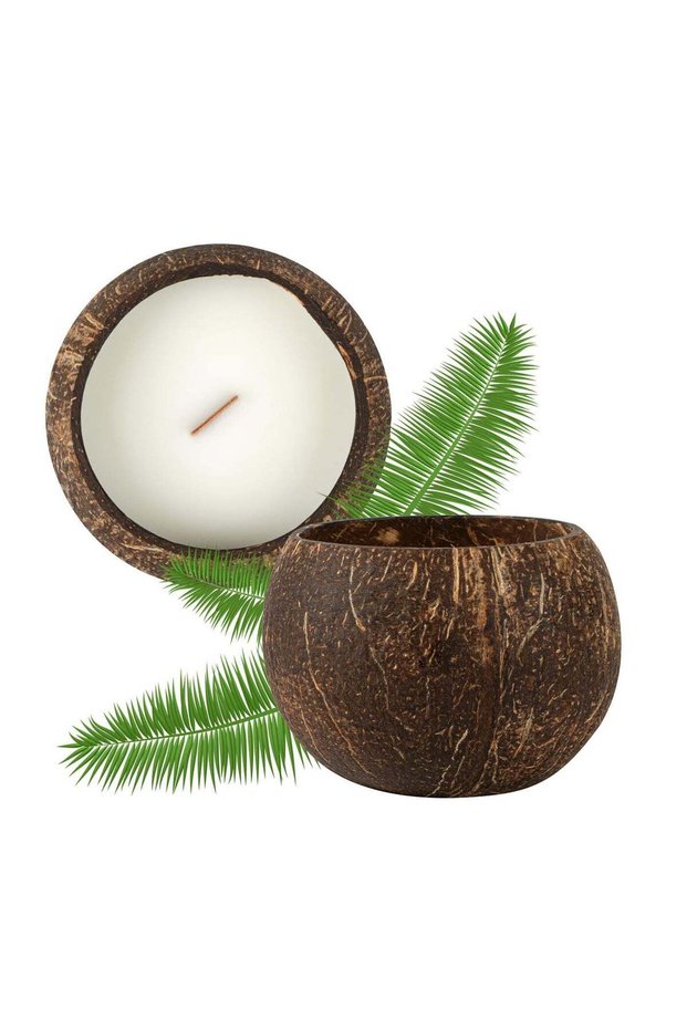 Restaurantware-Coco Casa 3.9 x 2.8 Inch Coconut Shell Candle, 1 Hand Poured Coconut Bowl Candle - P