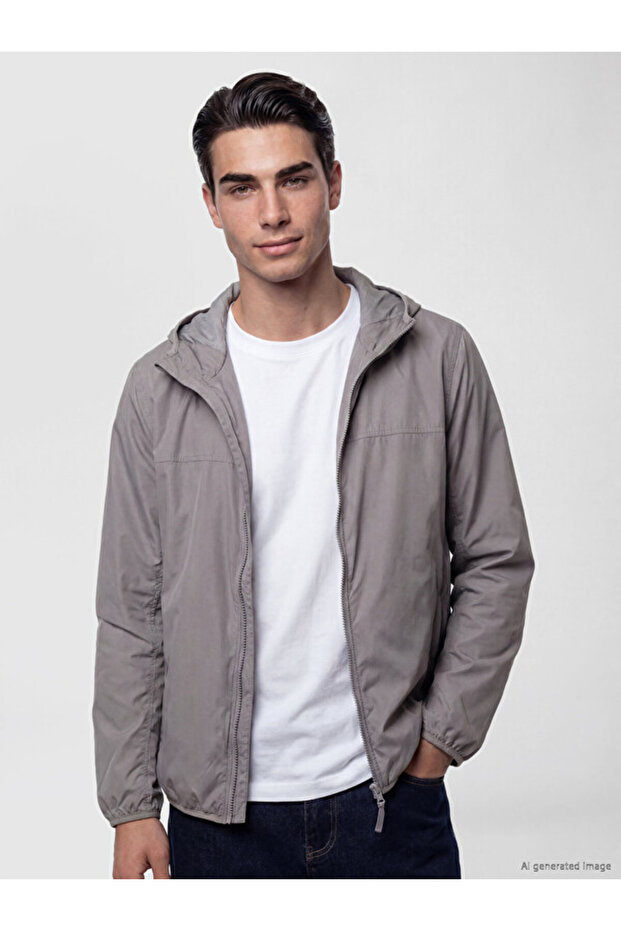 Packable Men's Lightweight Raincoat for Style Enthusiasts from Uzg Store