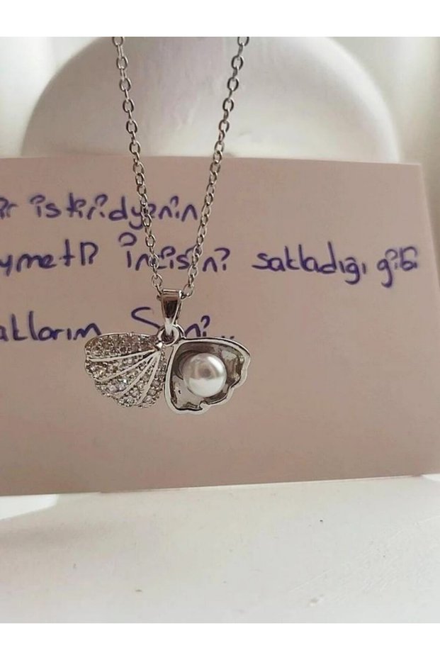Oyster Pearl Necklace