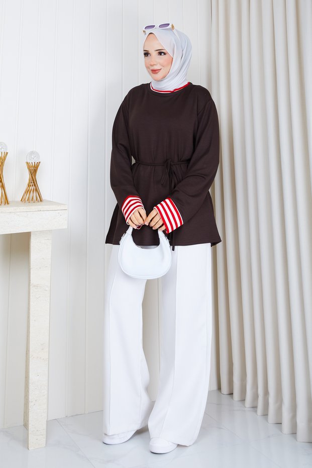 Lace-Up Oversize Tunic – Comfortable Fit Hijab Tunic with Striped Cuff Detail – Casual Tunic