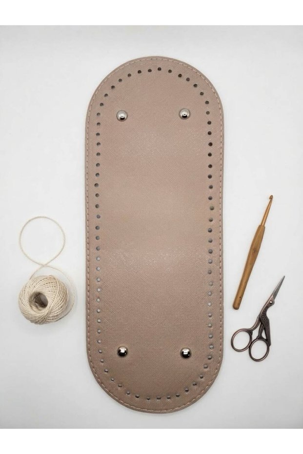 Rivetli Oval Leather Bag Base Beige 12X31,5
