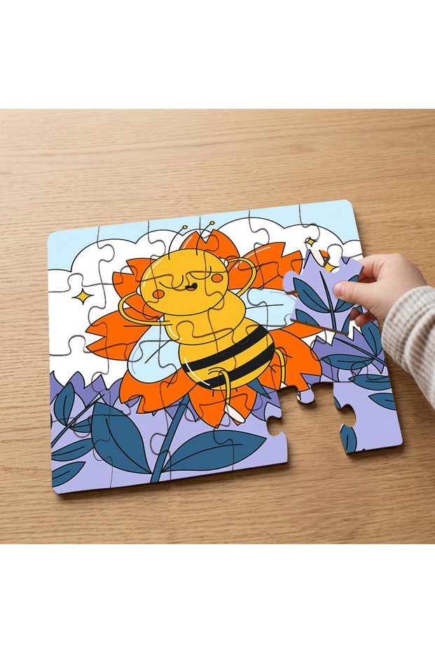 24 Piece Wooden Children's Puzzle with Little Bee Design Mpk0644
