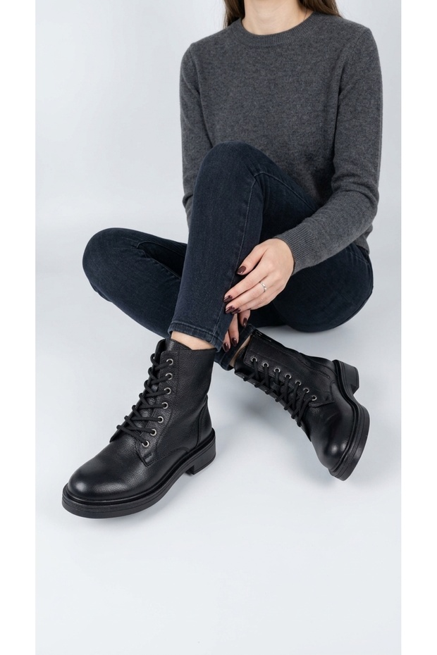 Women's Genuine Leather Boots with Eyelet Laces, Side Zipper, Layered Sole, Comfortable Fit, Stylish Boots Harken 028-03
