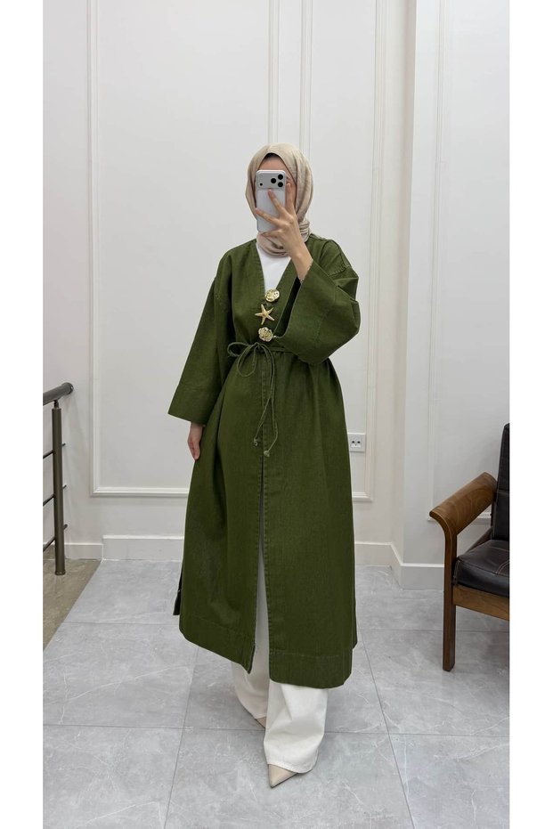 Monaco Brooch Detailed Denim Kimono