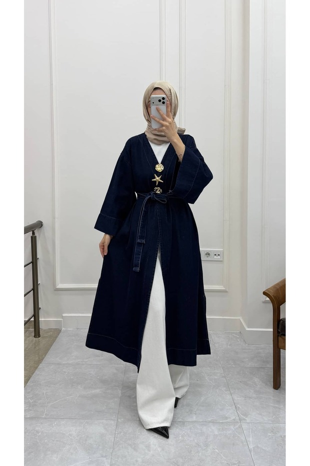 Monaco Brooch Detailed Denim Kimono
