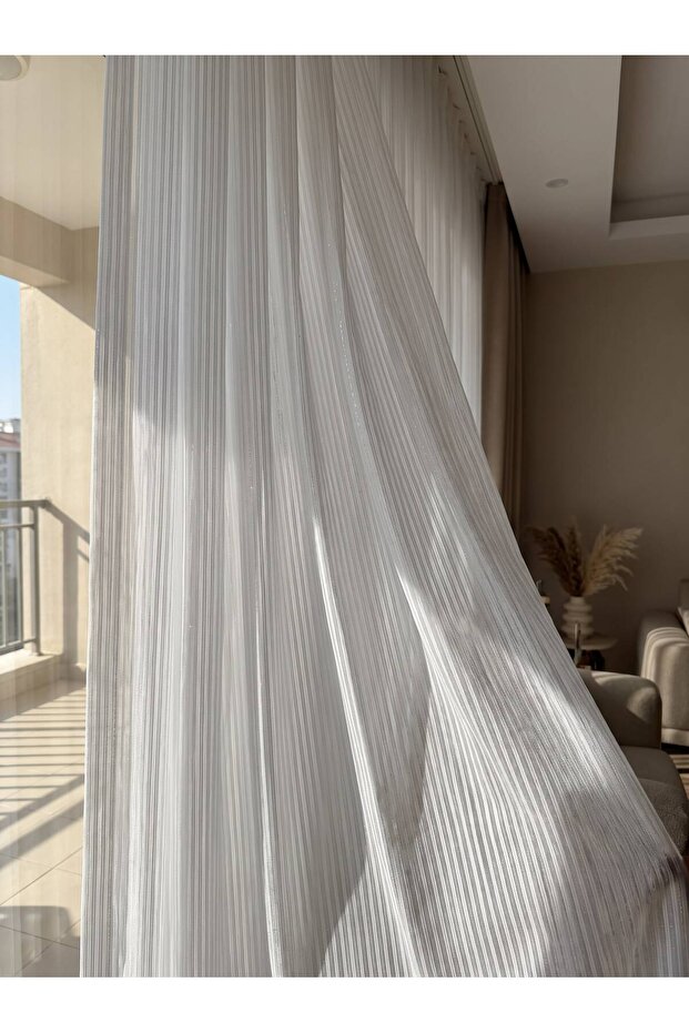 1/3 Frequent Pleated Salon Tulle, Silver Glitter and Off-White Armure Lines