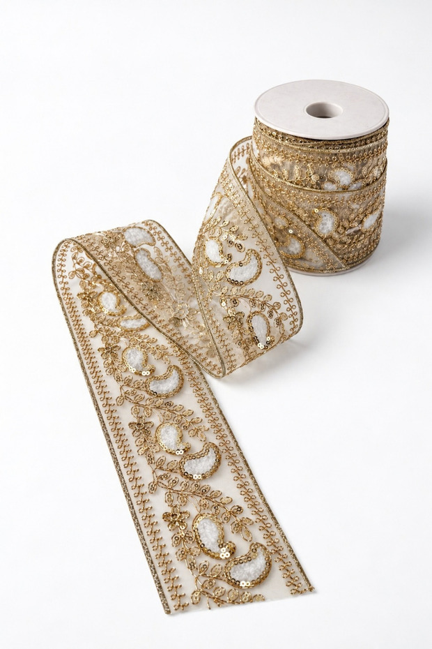 Embroidered Velvet Detailed Ethnic Ribbon Lace [1 Meter]