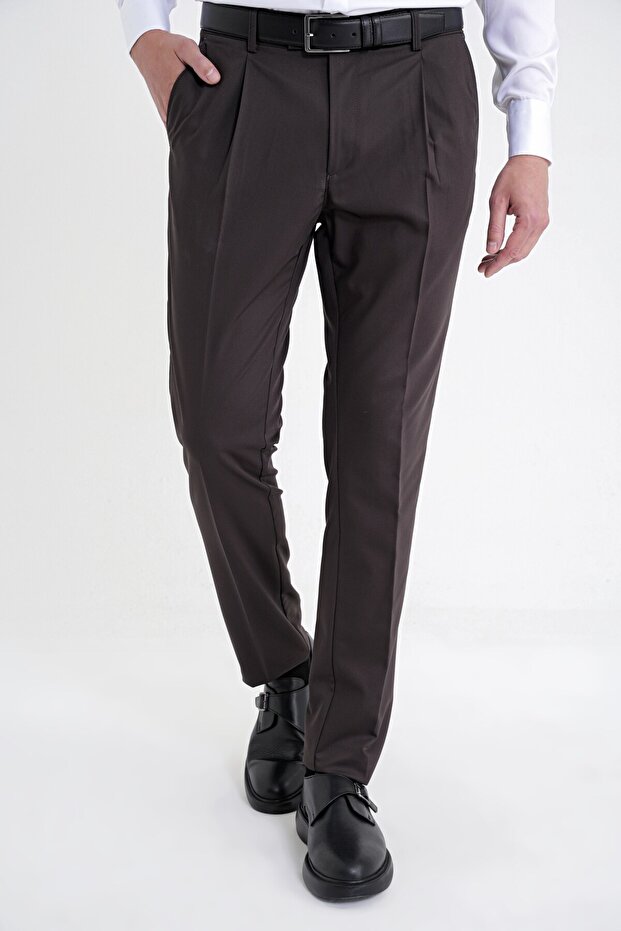 Comfort Fit Comfortable Fit Side Pocket Flexible Cotton Gabardine Pleated Brown Trousers P 1211