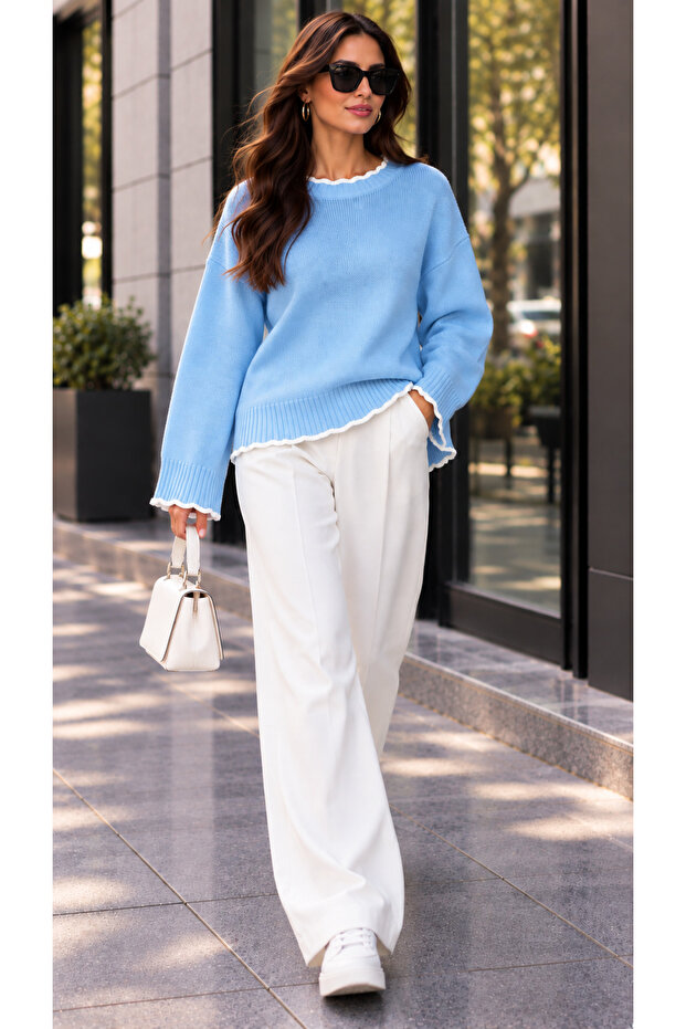 Women's Circular Neck Wave Pattern Sweater