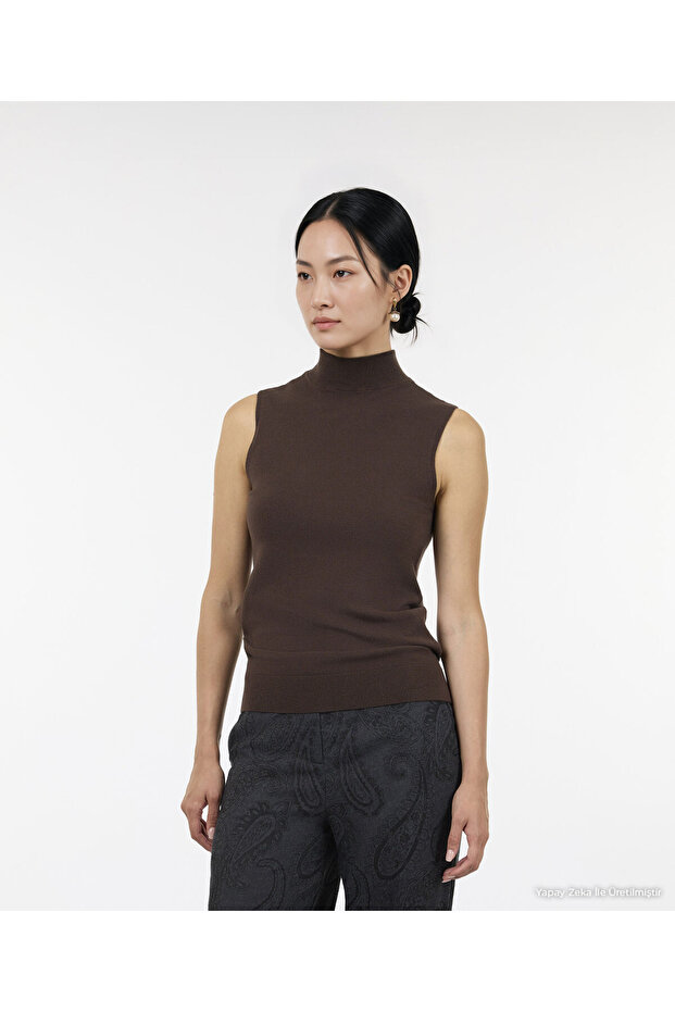 Regular Turtleneck Sleeveless Sweater