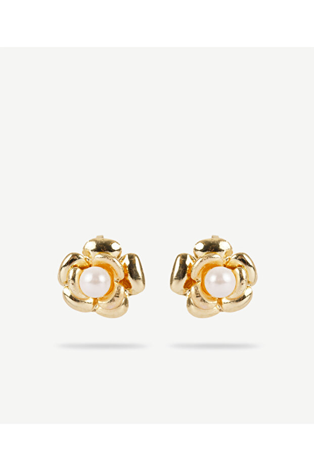 Pearl Detailed Gold Earrings