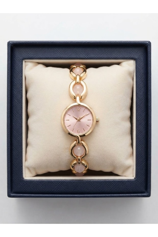 New Season Boxed Wristwatch with Pearl Cord Pattern
