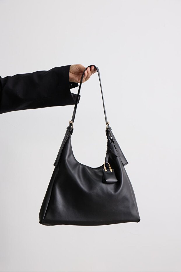 Serafina Shoulder Bag
