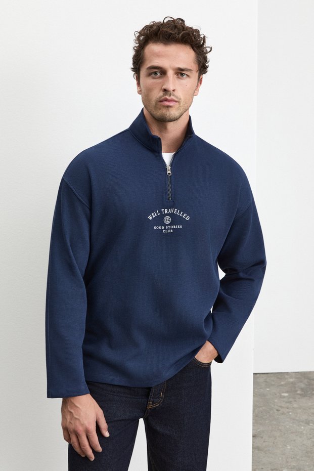Toren men's zippered printed navy blue sweatshirt