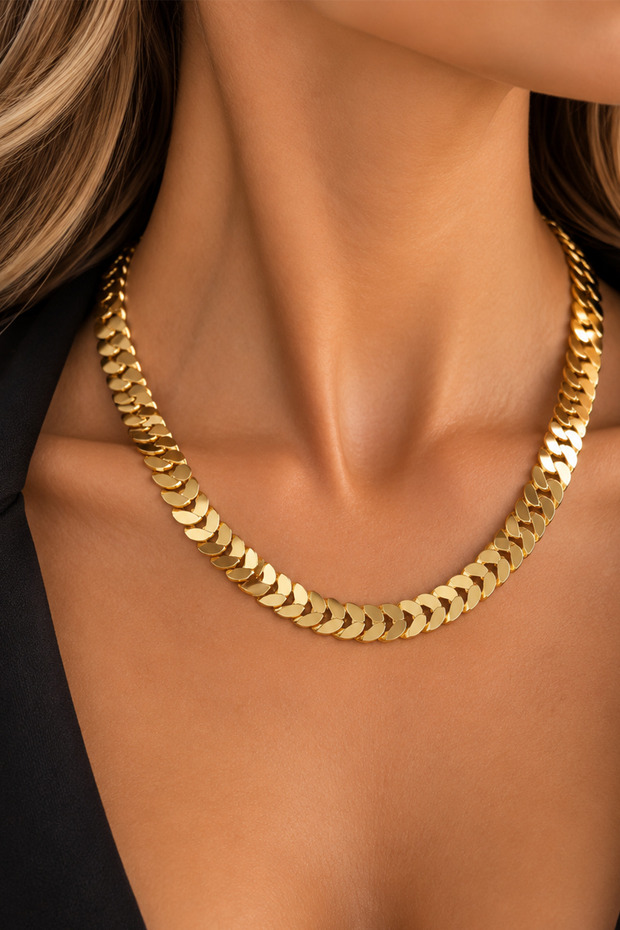 Gold Color Herringbone Shaped Flat Chain Necklace (40cm)