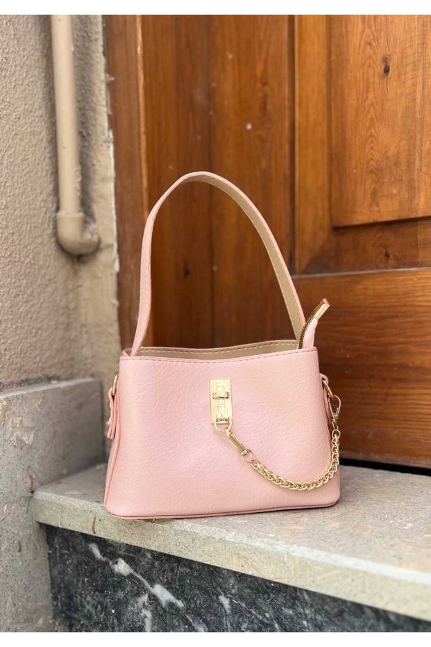 Women's Chain Detailed Covered Hand and Shoulder Bag