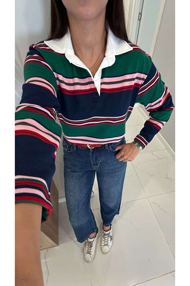 Nedira Navy Blue Red Polo Collar Sweatshirt
