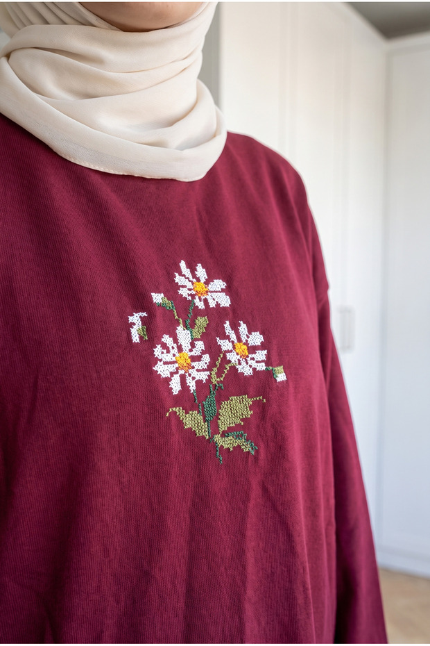 Women's Daisy Embroidered Oversize Combed Cotton Tunic