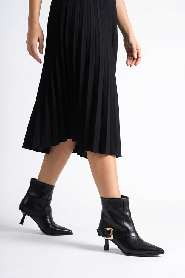 Casler Pointed Toe Side Buckle Long Women's Heeled Boots Black Wrinkled