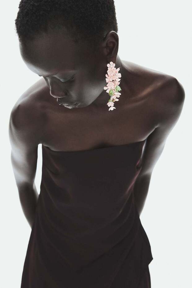 Flower-detail cluster earrings