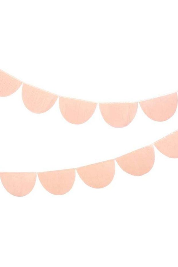 Peach Scallop Garlands
