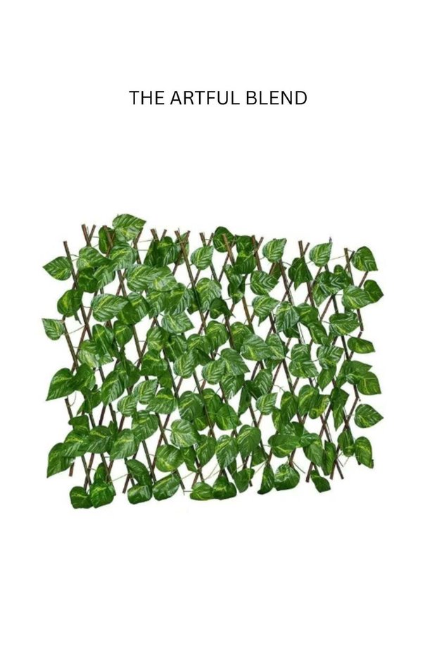 Expandable Faux Ivy Privacy Fence Screen – Wooden Trellis with Artificial Leaves for Balcony, Patio