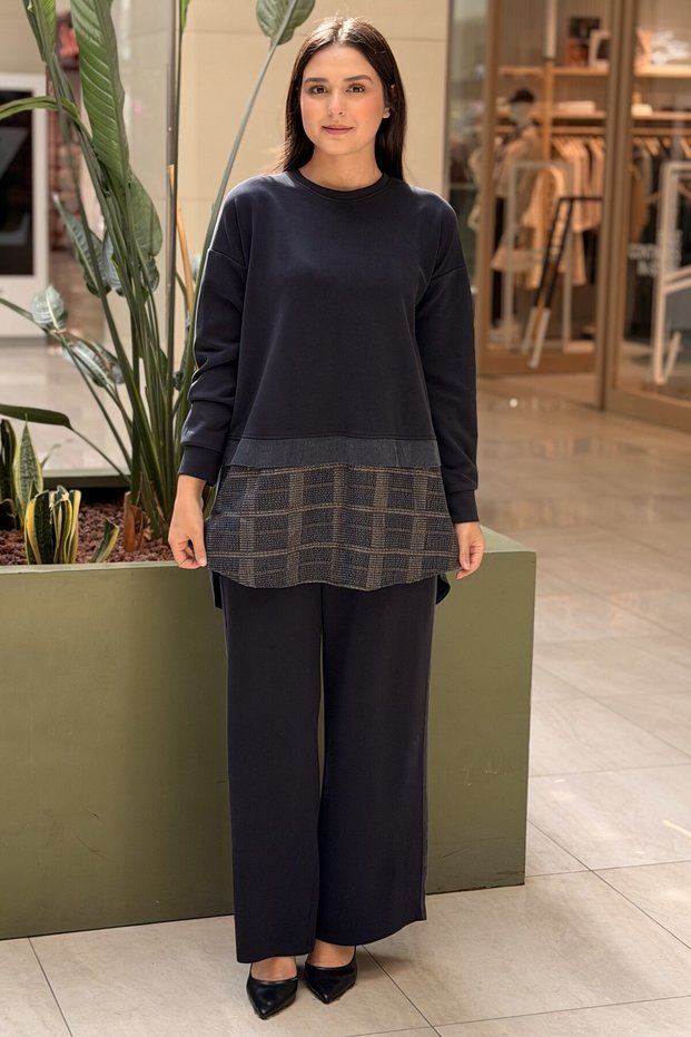 Fuat Gürşen Tunic and Plaid Patterned Trousers Set
