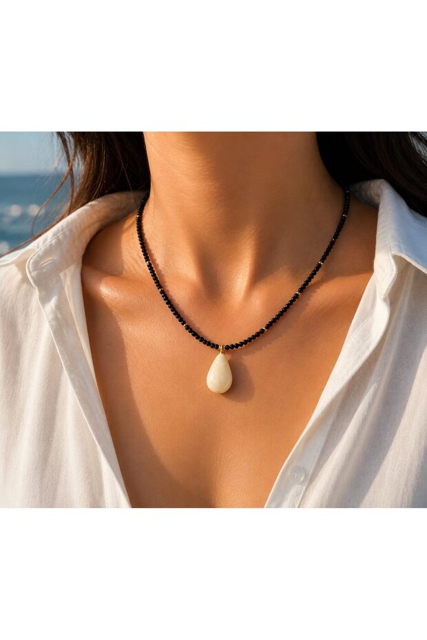 Minimal Crystal Drop Murano Glass Pendant Color Option