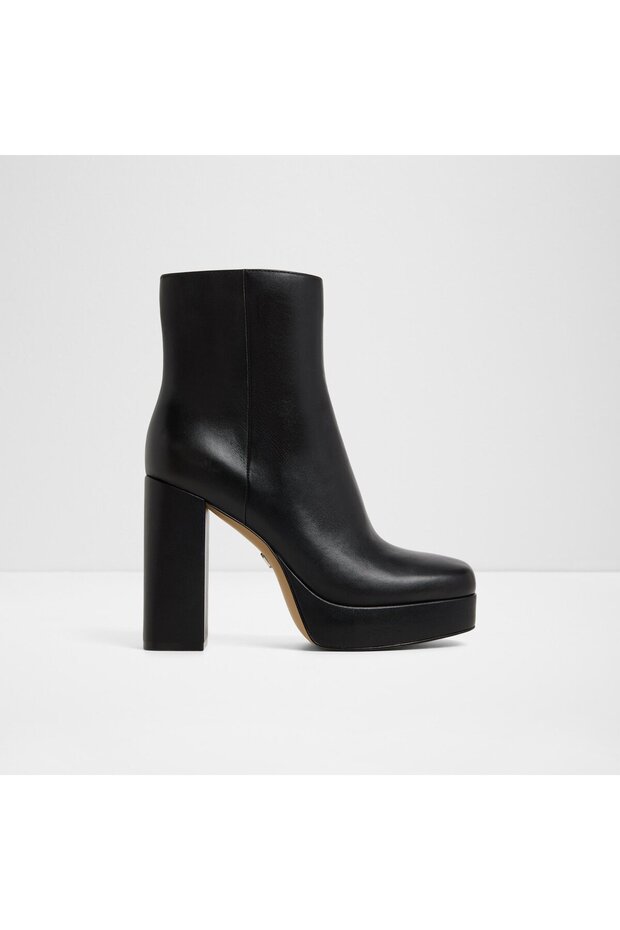 Vaylen Ladies Black Ankle Boots