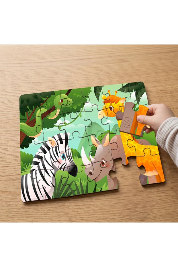 24 Piece Wooden Children's Puzzle with Safari Animals Design Mpk0104