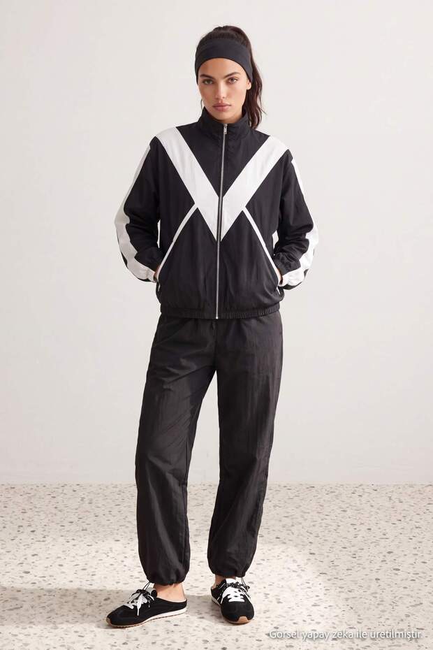 Black Color Block Parachute Fabric Knitted Sports Bottom - Top Set Thmaw27Au00003