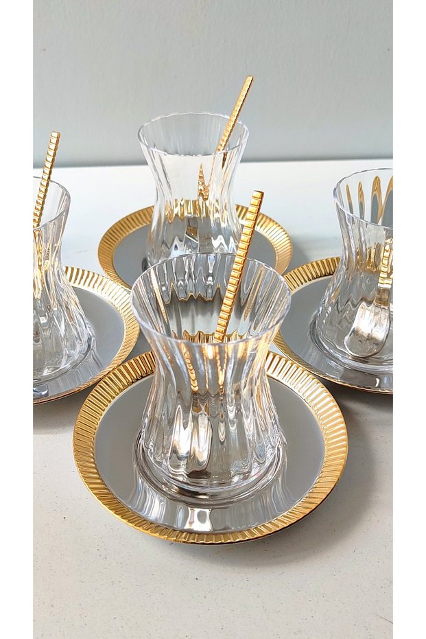 Mios Tea Set Gold 18 Pieces / for 6 People