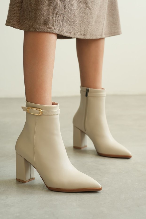 Women's London Thick Heeled Buckle Boots - Leather