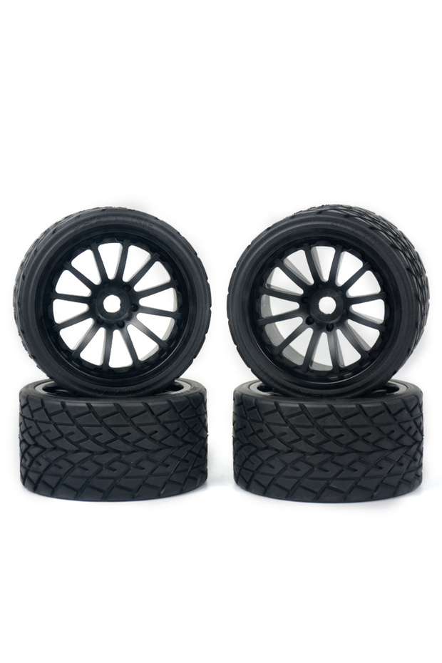4pcs 4PCS Rubber Tires Wheels 144mm*70mm Adapter 17mm for 1/8 1/10 RC Remote Control Model Car Monst